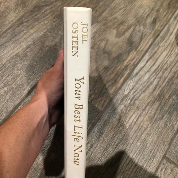 5/$10 Joel Osteen hardback book. Your best life now - Picture 5 of 5